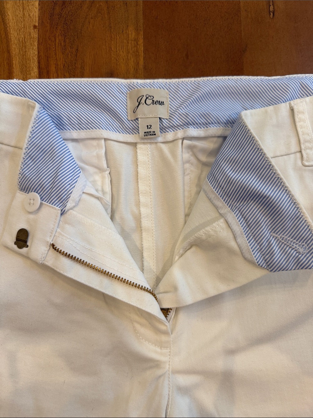 J. Crew White Women's Cotton Chino Shorts Size 12 Inseam 7 Inches - Picture 2 of 7